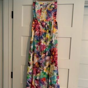 Beautiful floral Maxi Dress